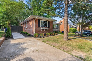 2413 Eccleston St, Silver Spring, MD 20902 - photo 3