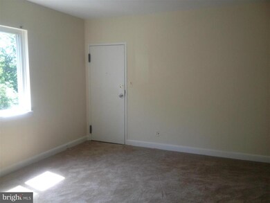 8714 Bradford Rd unit 5, Silver Spring, MD 20901 - photo 3