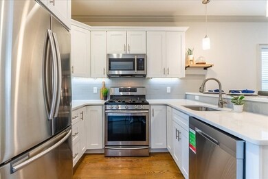53A River St unit A, Boston, MA 02126 - photo 6