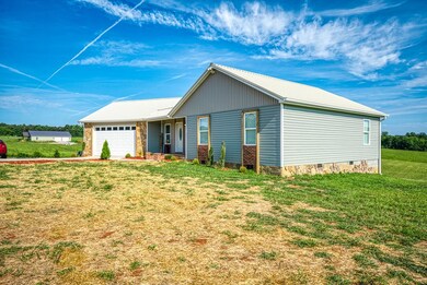 212 Pollard Rd, Walling, TN 38587 - photo 7