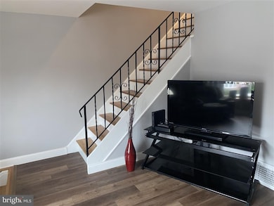 2866 Tremont St, Philadelphia, PA 19136 - photo 5