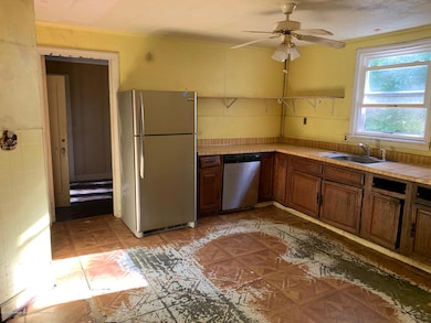 375 Alexander Ave, Howell, NJ 07731 - photo 5