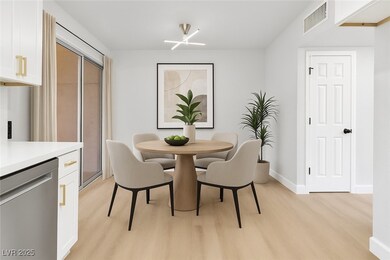 4770 Topaz St unit 31, Las Vegas, NV 89121 - photo 2