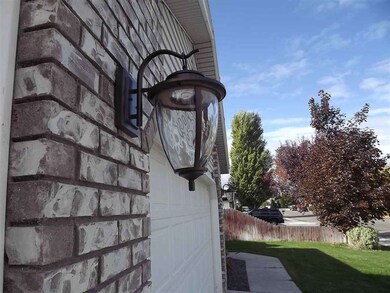 825 W Georgia Ave, Nampa, ID 83686 - photo 4