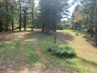 152 Pencil Mill Rd, Castleton, VT 05735 - photo 4