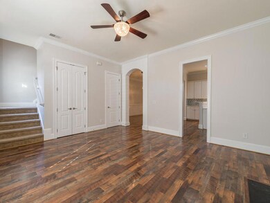 1816 Tennyson Row Mount-MLS_Size-004-18-