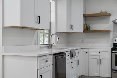 214 E 18th St, Sanford, FL 32771 - photo 7