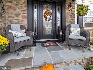 4632 Greencove Cir, Sparrows Point, MD 21219 - photo 7