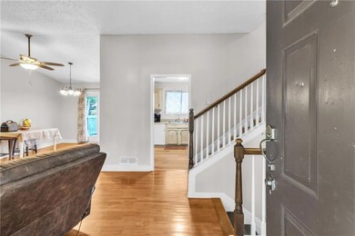 393 Cedar Trace SW unit 1, Marietta, GA 30008 - photo 3