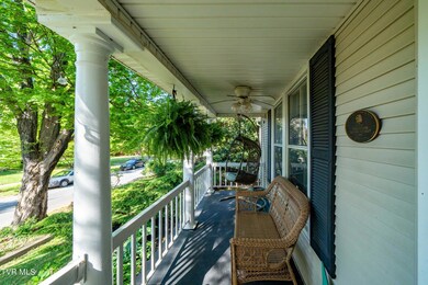 419 West Maple (8 of 57)