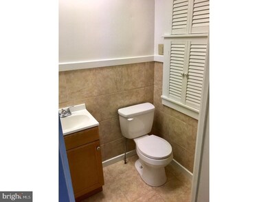 308 S 3rd Ave, Reading, PA 19611 - photo 6