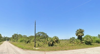 1119 Andover Dr, Labelle, FL 33935 - photo 2