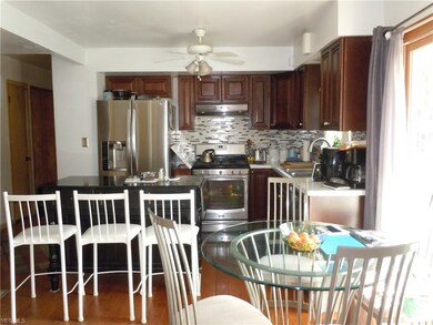 5308 Bartlett Rd, Bedford, OH 44146 - photo 3