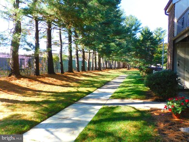 1475 Mount Holly Rd unit E9, Beverly, NJ 08010 - photo 2