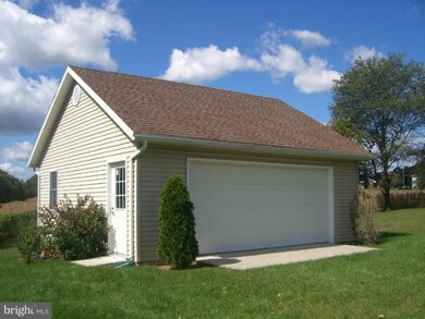 4730 Heckman Dr, Saint Thomas, PA 17252 - photo 4