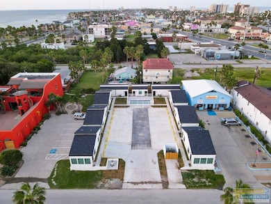 106 W Corral St, South Padre Island, TX 78597 - photo 2