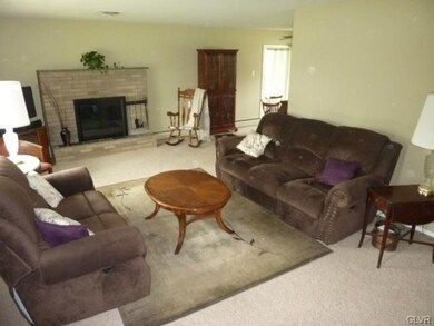 1540 Cherry Ln, Macungie, PA 18062 - photo 5