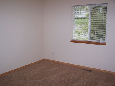 124 E Huffman St, Tekoa, WA 99033 - photo 6