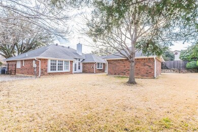 2132 Oakmeadow St, Bedford, TX 76021 - photo 7