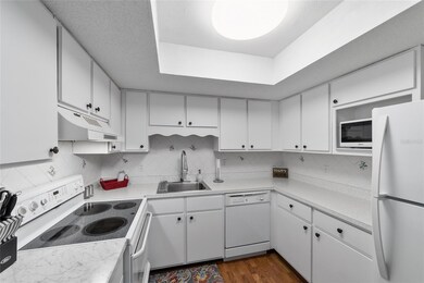 583 Fairways Cir unit B, Ocala, FL 34472 - photo 6