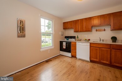 7 Hapsburg Ct, Parkville, MD 21234 - photo 3