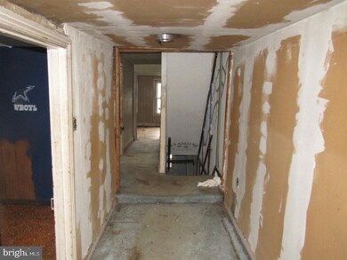 1407 E 12th St, Crum Lynne, PA 19022 - photo 5