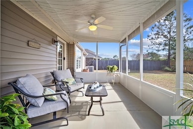 Screened backporch