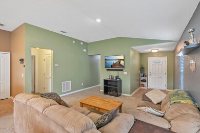 11815 Alexandra Dr, Jacksonville, FL 32218 - photo 3