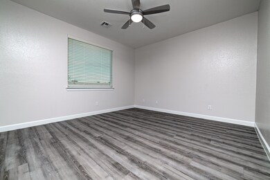 12828 Prestbury Ave, El Paso, TX 79928 - photo 4