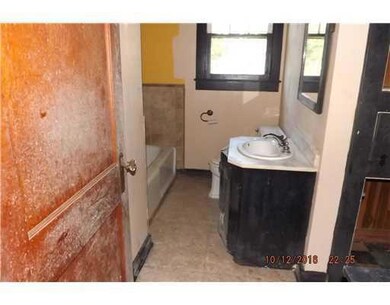 111 Armstrong St, Pineville, LA 71360 - photo 3