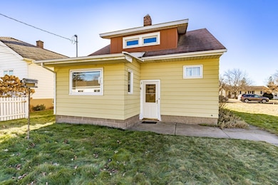 1107 E 6th St, Superior, WI 54880 - photo 2