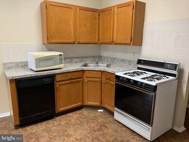 8 Commonwealth Ave unit 14A, Claymont, DE 19703 - photo 5