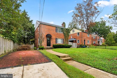 1502 Delmont Ln, Takoma Park, MD 20912 - photo 3