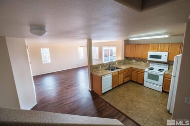 8887 Red Baron Blvd, Reno, NV 89506 - photo 6