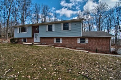 208 Blackthorn Dr, Saylorsburg, PA 18353 - photo 3