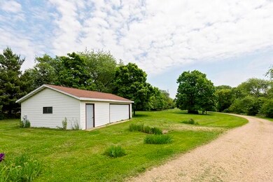 Detached Garage