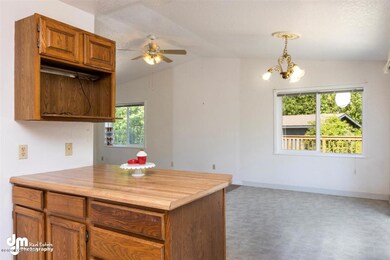 13-Kitchen-ELKO1661