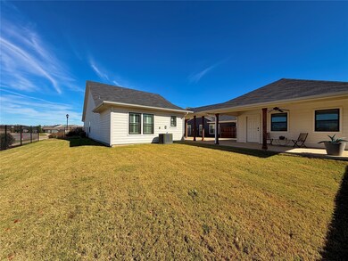 649 Gray Rd, Burleson, TX 76028 - photo 3