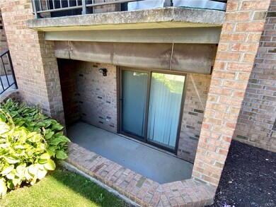 867 Cold Spring Rd unit 1, Allentown, PA 18103 - photo 3