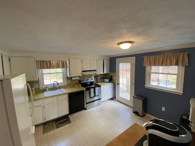 5 Collela Dr, Franklin, MA 02038 - photo 3