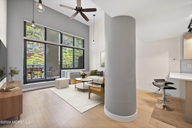 Virtual staging LR