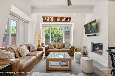 02-731EDurantAve#21_2508_1025