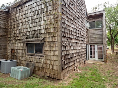 2222 W 7th St, Prague, OK 74864 - photo 4