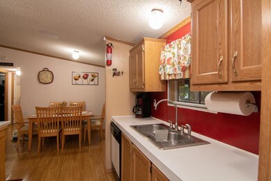 8 Morgan Rd, Rochester, NH 03868 - photo 4