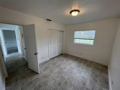 2613 NW 18th Terrace unit 4, Oakland Park, FL 33311 - photo 3