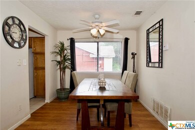 1008 Columbia St unit B, San Marcos, TX 78666 - photo 3