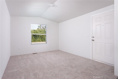 880 N Lake St unit 109, Hemet, CA 92544 - photo 4