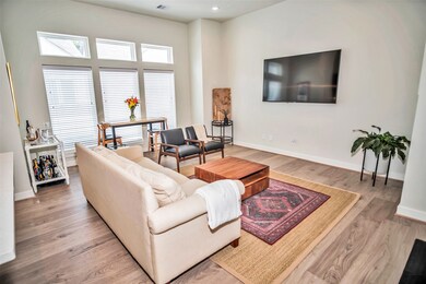 114 Knights Bridge Park Ln, Houston, TX 77018 - photo 6