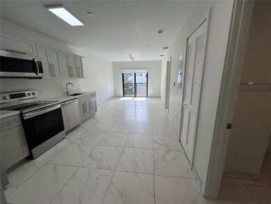 836 SW 2nd St unit 405, Miami, FL 33130 - photo 4