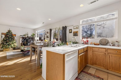 4086 Sycamore Way, Reno, NV 89502 - photo 6